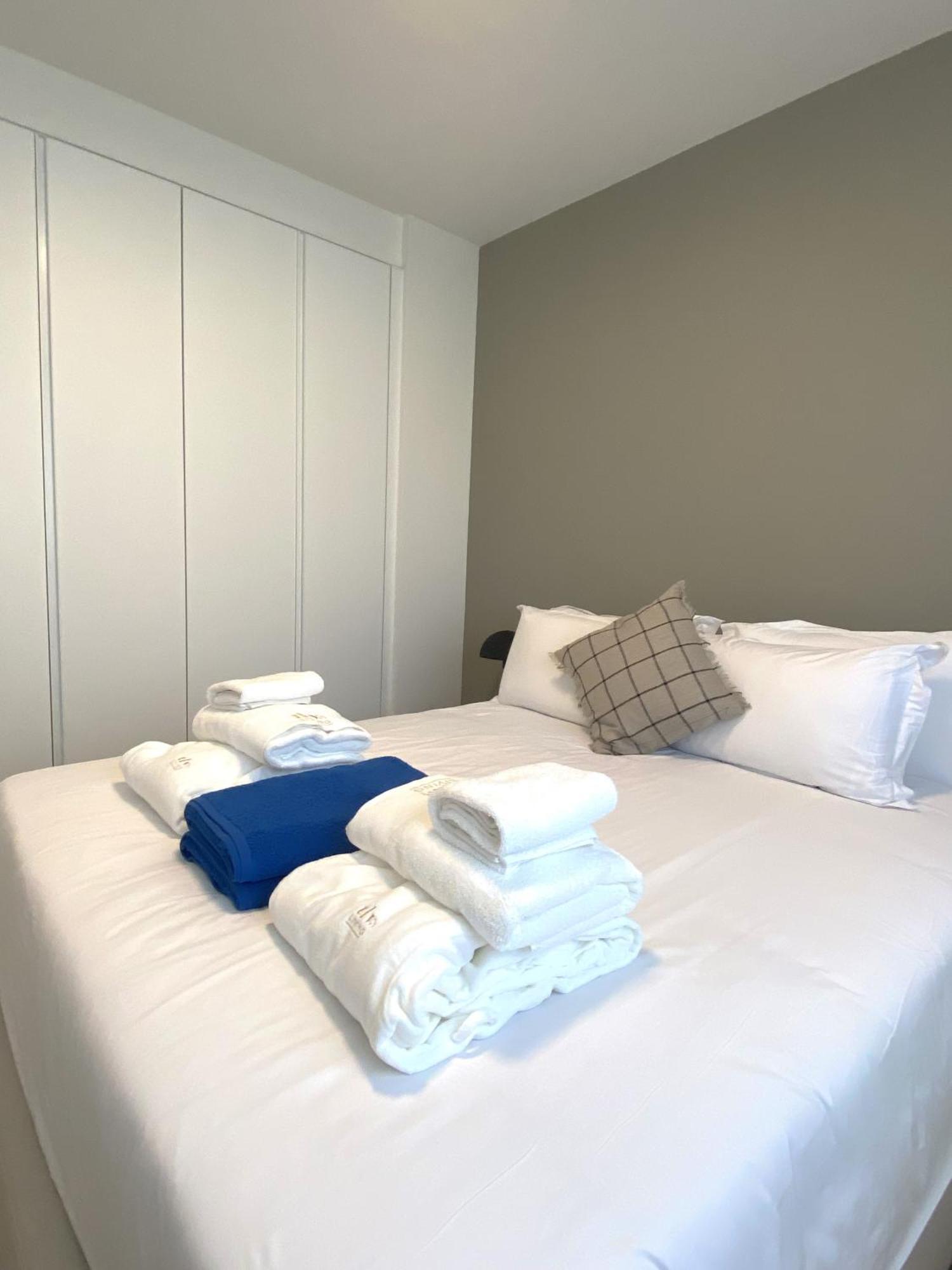 Sunset Gardens - Holiday Apartments - By Tlv Living ลิมาซอล ภายนอก รูปภาพ