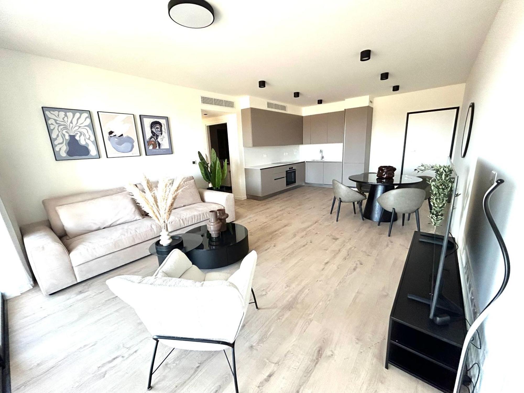 Sunset Gardens - Holiday Apartments - By Tlv Living ลิมาซอล ภายนอก รูปภาพ